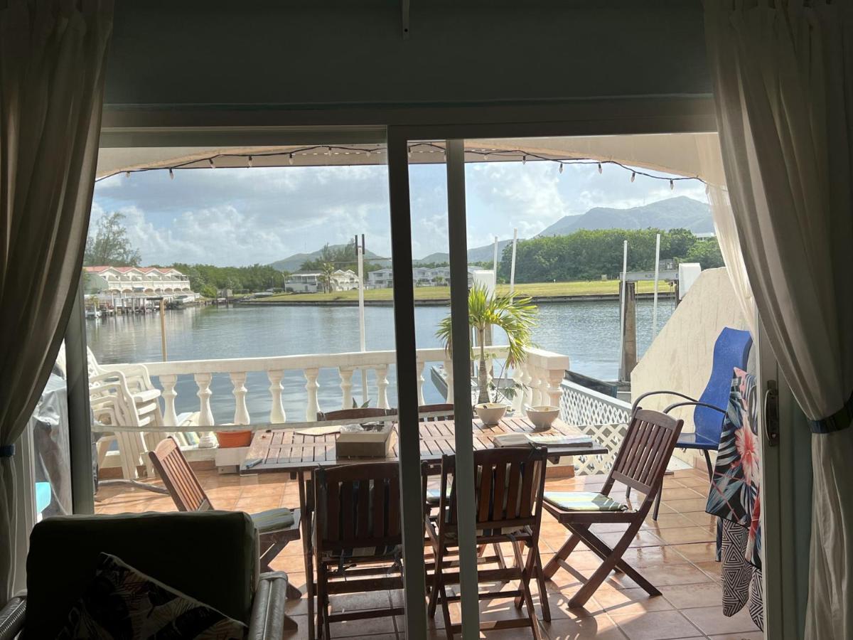 Sunny Villa In The Marina - Excellent Water Views Jolly Harbour Exteriör bild